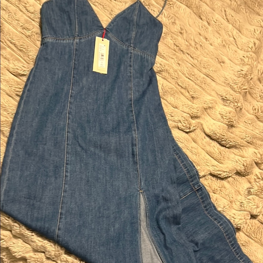 Stylish Denim Dress - Picture 2 of 6